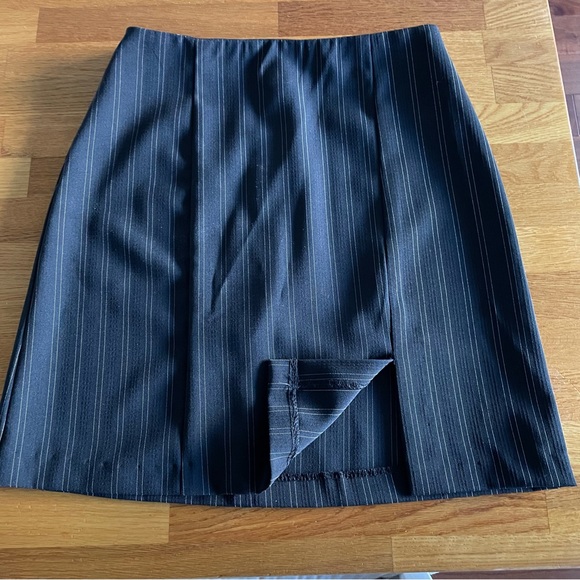 Twik Mini Slit Skirt - Picture 2 of 3